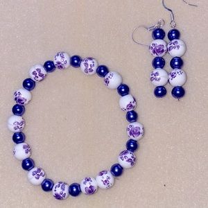Glass bead jewlery